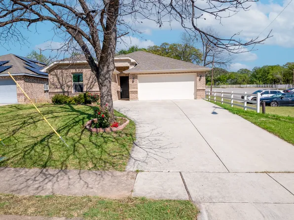 2708 Brasher Ln, Bedford, TX 76021