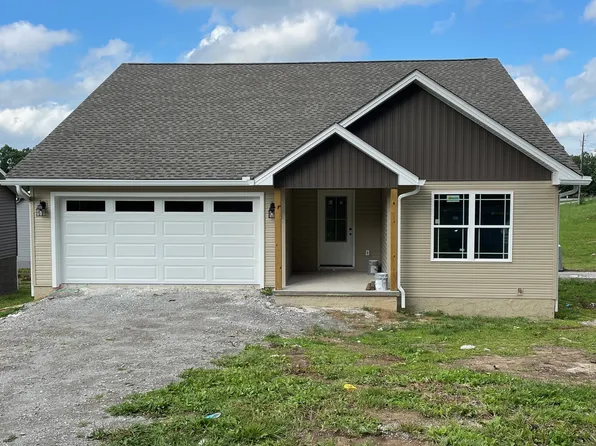 303 Dayton Ave, Crossville, TN 38555