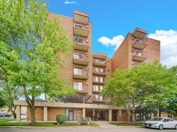 7830 W North Ave APT 505, Elmwood Park, IL 60707