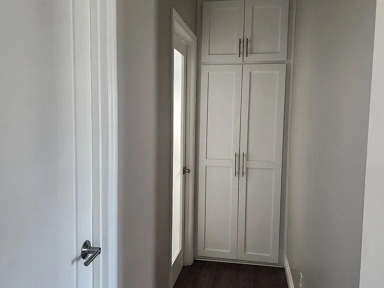 406 E Buckthorn St — Photo 14