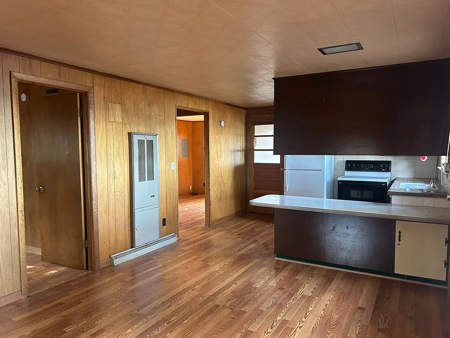 2 bedroom cozy home on Lake Huron — Photo 3
