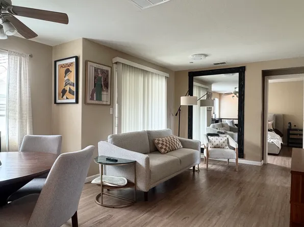 2102 Esplanade Cir, Folsom, CA 95630