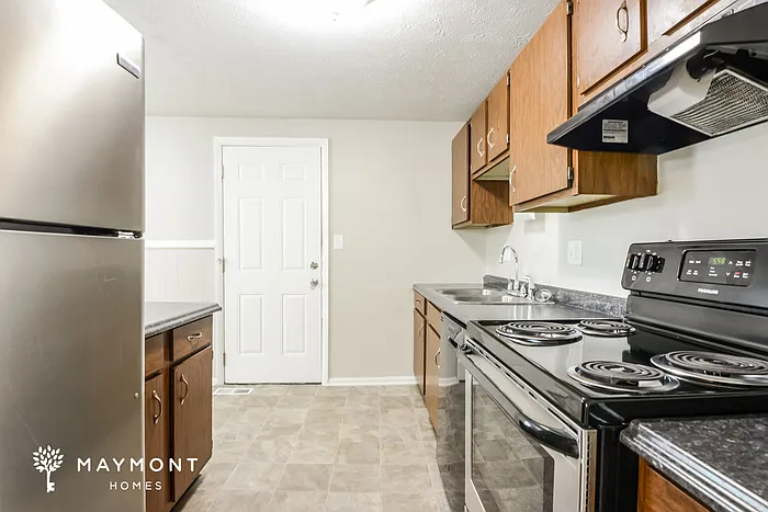 9354 Kingsboro Ct — Photo 5