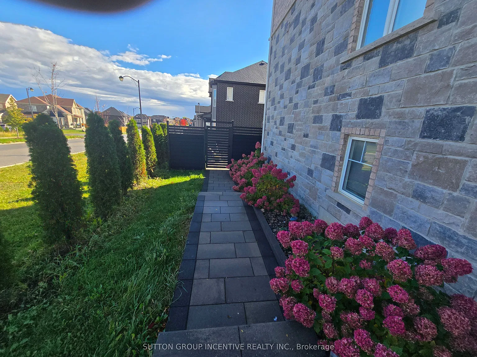 2 bed, $1,999 — Photo 3
