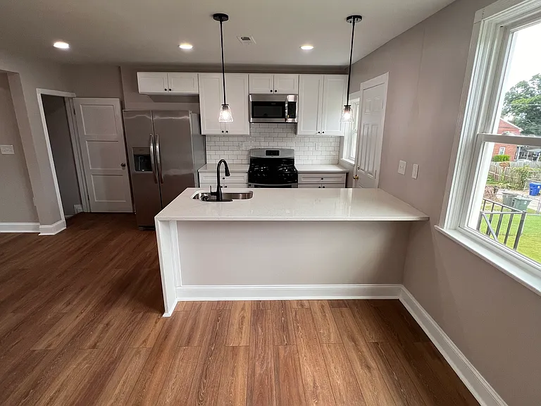 3111 Hanlon Ave — Photo 2