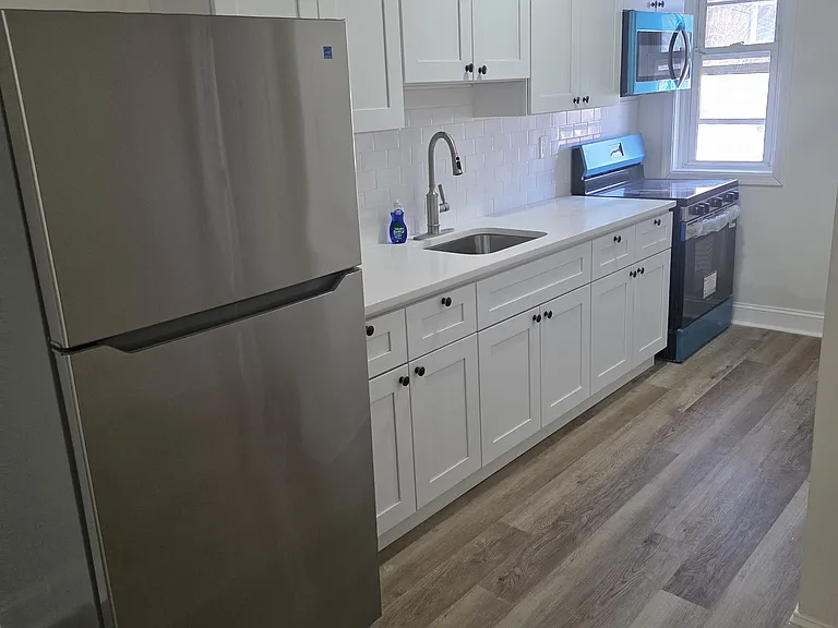 5901 Belmar Ter #2 — Photo 3