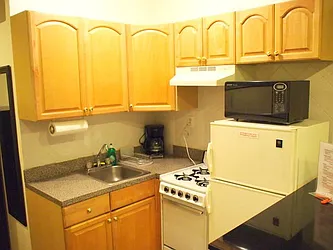 Rented by Sheila M Apfel, LREB