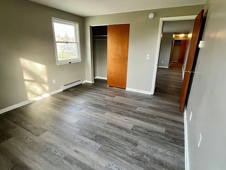 Willow View Apartments — Photo 22