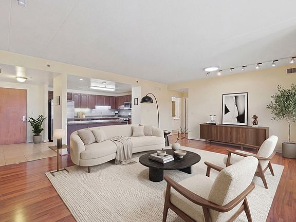 5th image of 875 E 22nd St APT 410