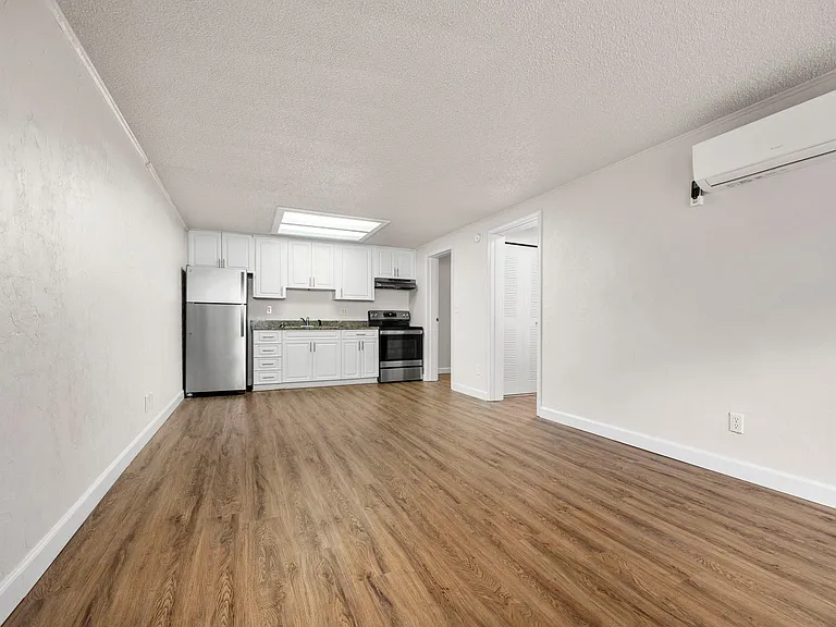 826 SW Amberwood Loop — Photo 6