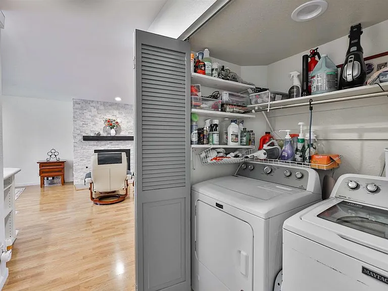 850 C Ave #4 — Photo 14