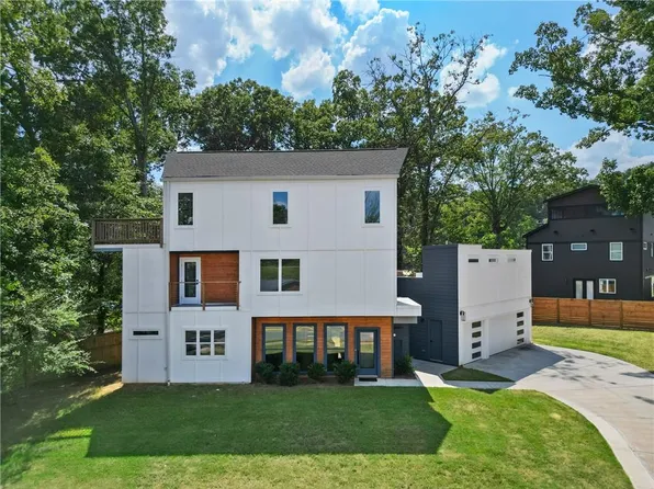 1940 Fellowship Rd, Tucker, GA 30084