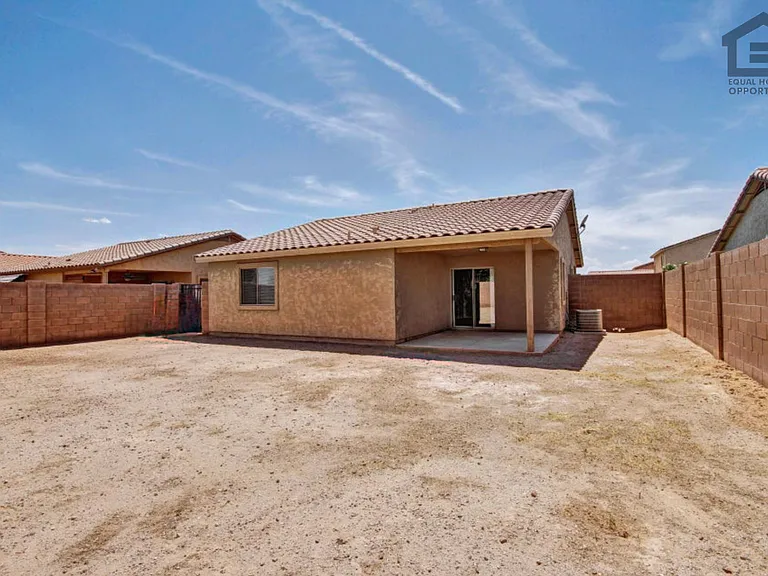 7407 S Sunrise Way — Photo 16