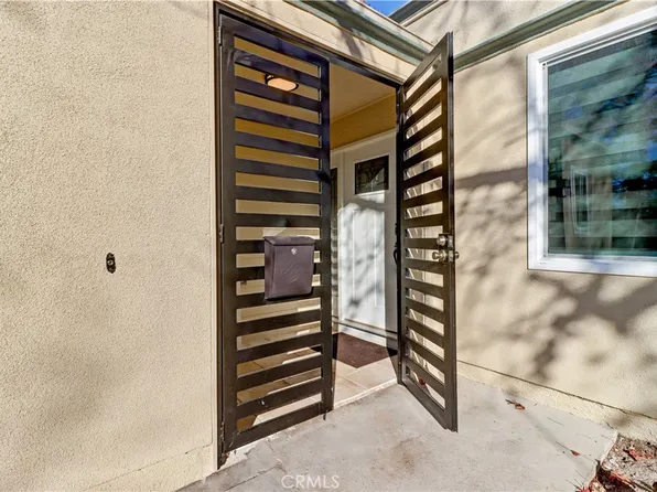 216 Avenida Majorca Unit D, Laguna Woods, CA 92637