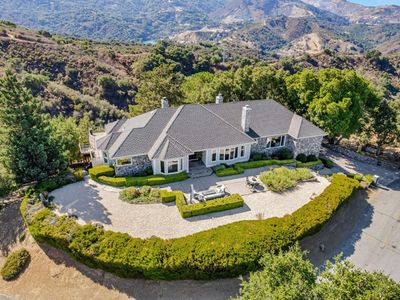 22338 Regnart Rd, Cupertino, CA, 95014