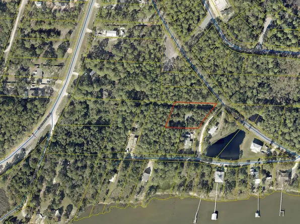 117 Alden Ln, Freeport, FL 32439