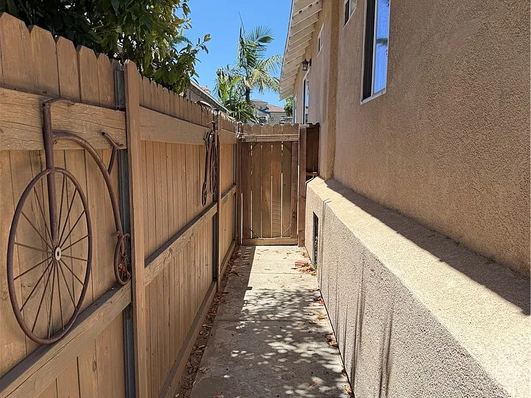 616 Huntington St — Photo 22