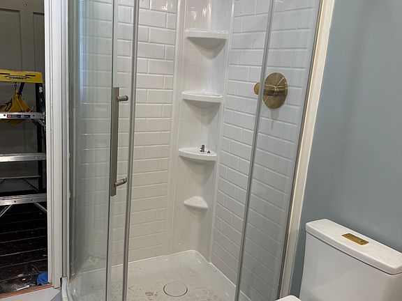 5th image of 51A Radcliffe St #A
