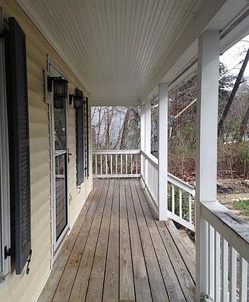 3rd image of 6718 Greenvale Dr
