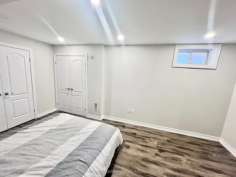 18 Fountain Ct — Photo 8