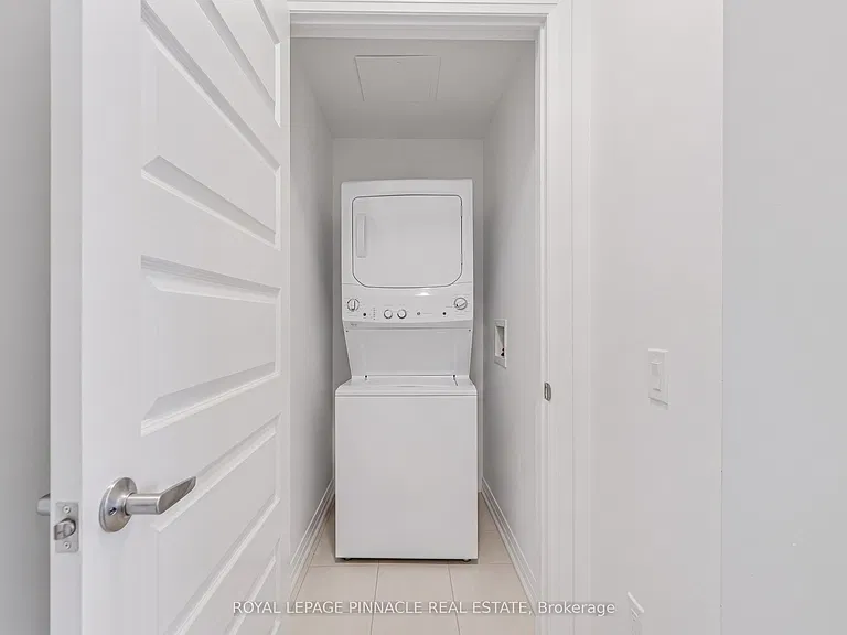460 Gordon Krantz Ave #209 — Photo 29