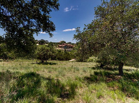 4th image of 3532 Comanche Trace Dr