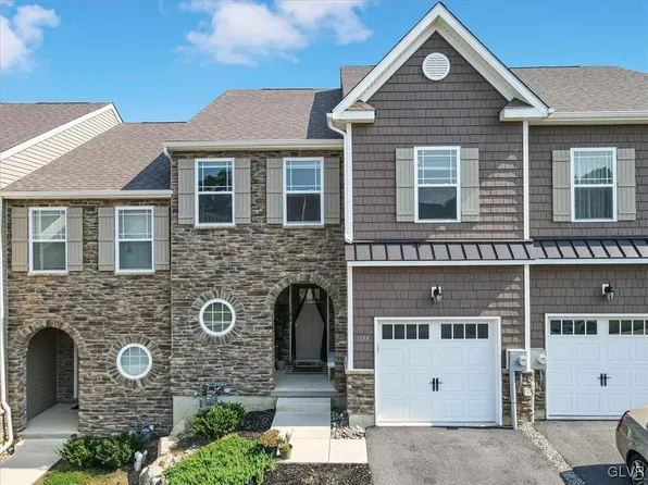 3938 Mink Rd, Emmaus, PA 18049