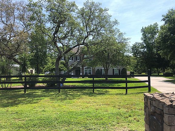 4th image of 121 Honey Branch Ln