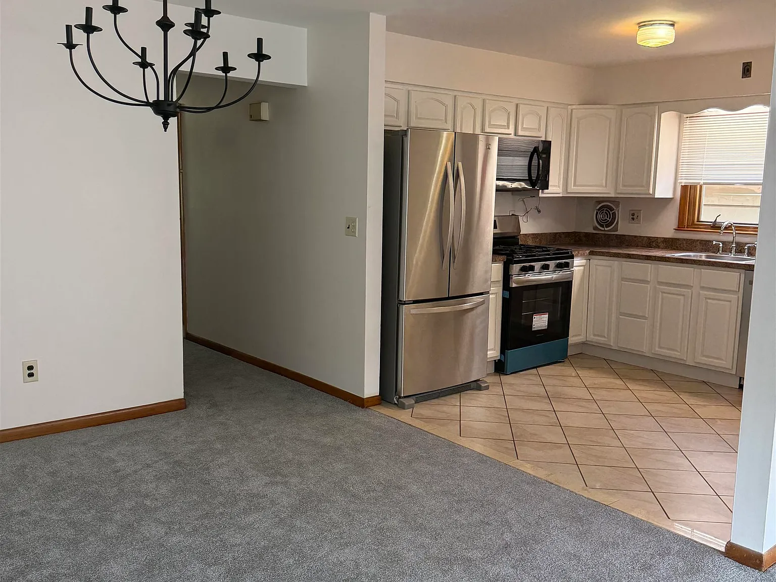 3 bed, 1.0 bath, $2,795 — Photo 3