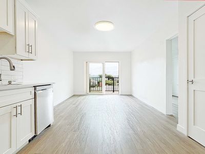 1133 N Shore Rd #205, Revere, MA, 02151