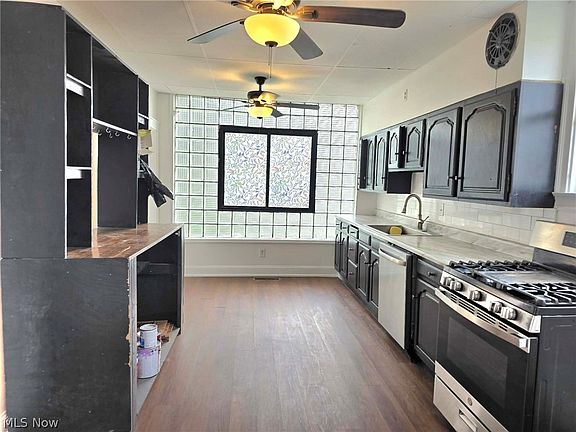 3rd image of 9 Camden Pl