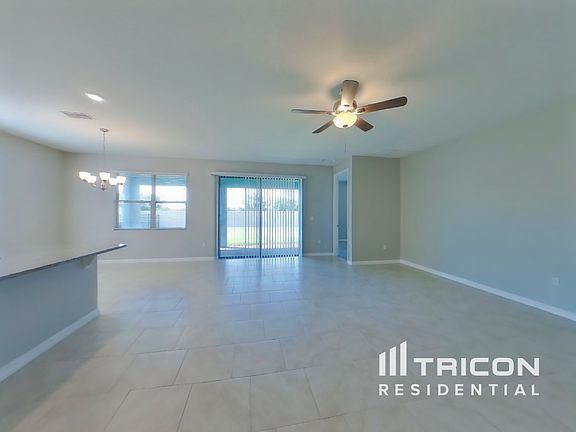 3rd image of 1406 Savoy Ln