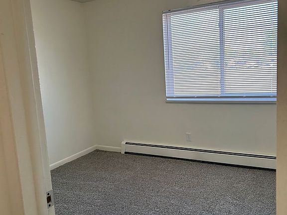 5th image of 2459 W 11th St #204