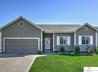 6605 N 149th St, Omaha, NE 68116