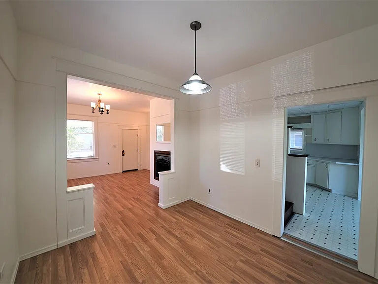 5726 S Corbett Ave — Photo 8