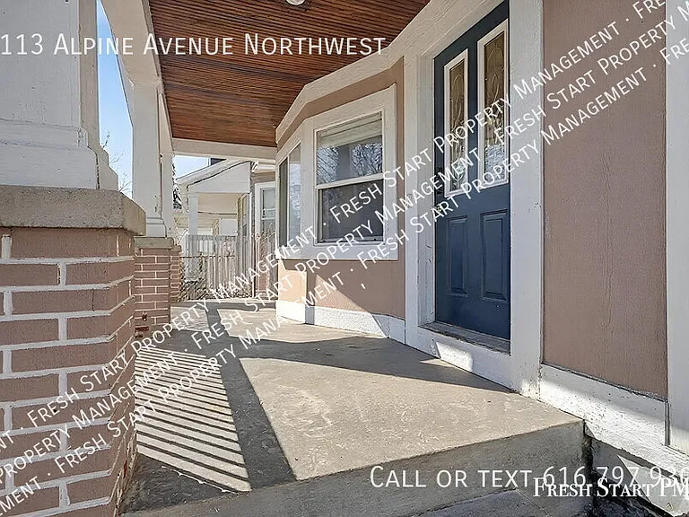 1113 Alpine Ave NW — Photo 26