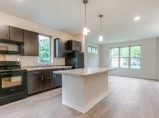 2219 Sheridan Rd, Kenosha, WI 53140