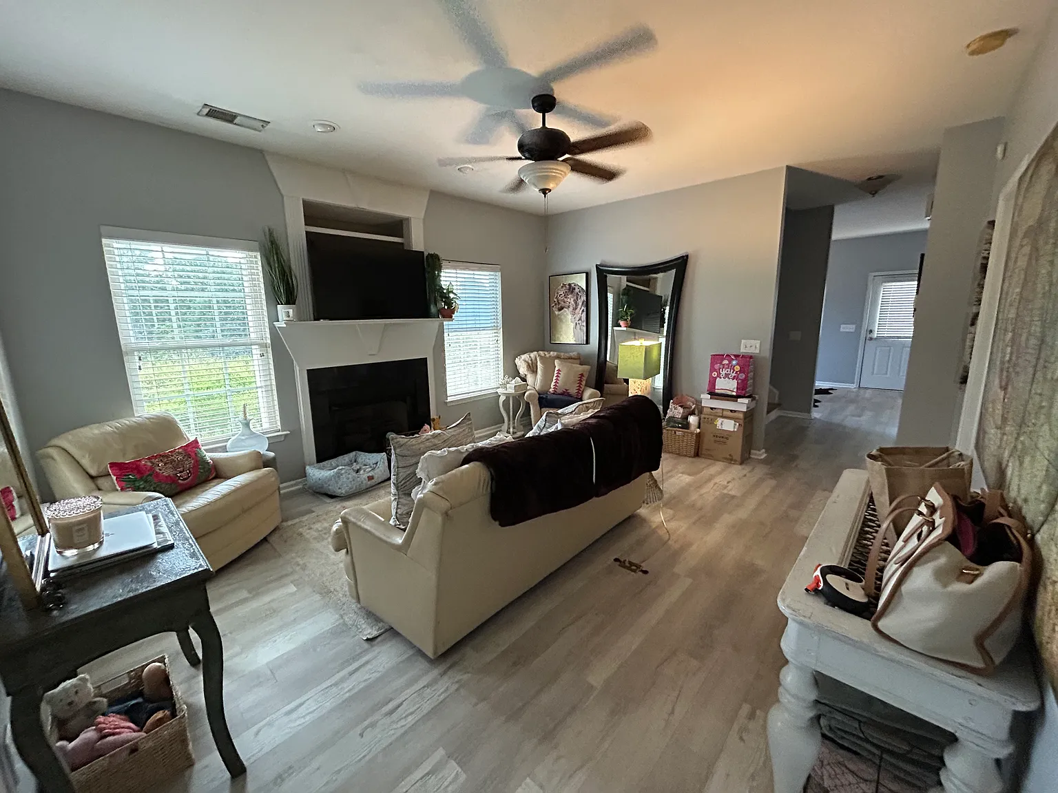 3 bed, 2.5 bath, 1482 sqft, $2,000 — Photo 2