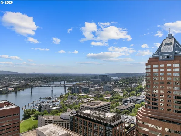 1414 SW 3rd Ave APT 2001, Portland, OR 97201