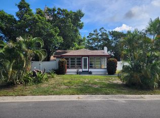 840 Hall St, Clearwater, FL 33756