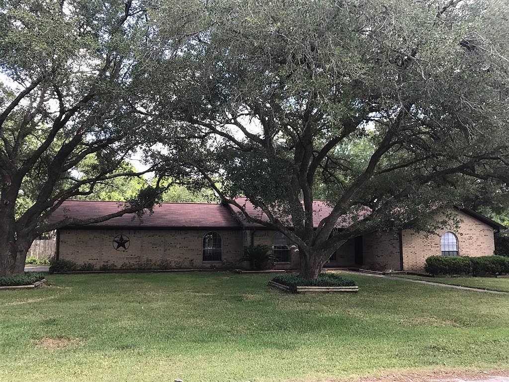 411 E Rogers St, Ganado, TX 77962 Zillow