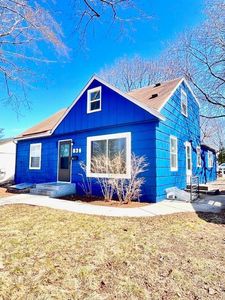 834 Lake St, Saint Paul, MN, 55119