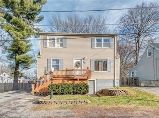 84 Coolidge Rd, North Syracuse, NY 13212