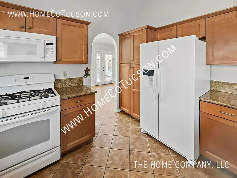 9232 E Big Sky Ln — Photo 10