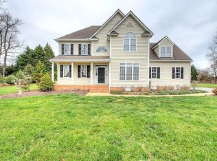 12913 Nightingale Ct, Chester, VA 23836
