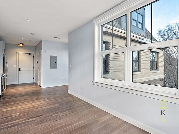 2nd image of 136 Babcock St #404