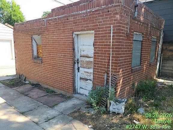 4th image of 2747 W 38th Avenue