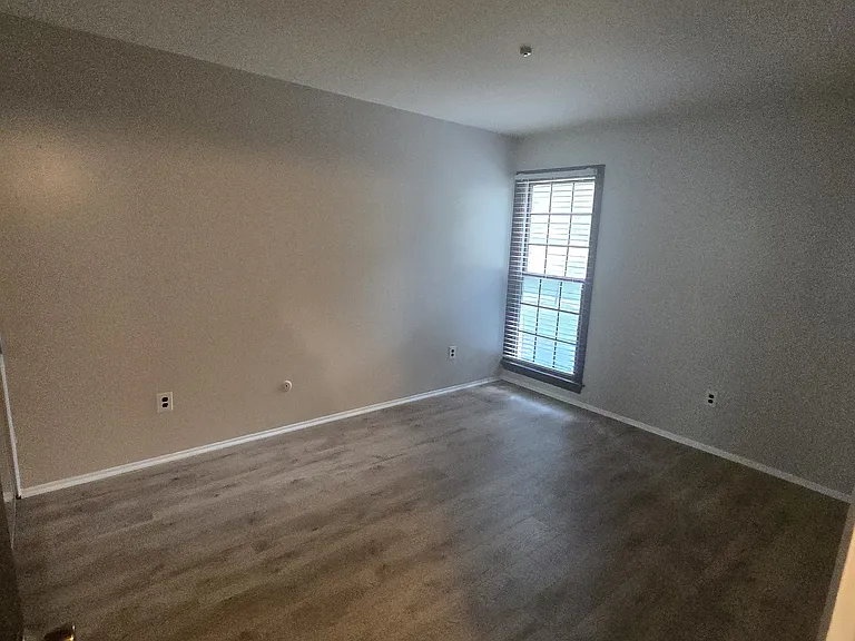 37595 Barkridge Cir — Photo 11