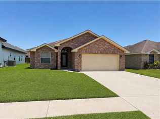 3427 Los Lagos Dr, Edinburg, TX 78542