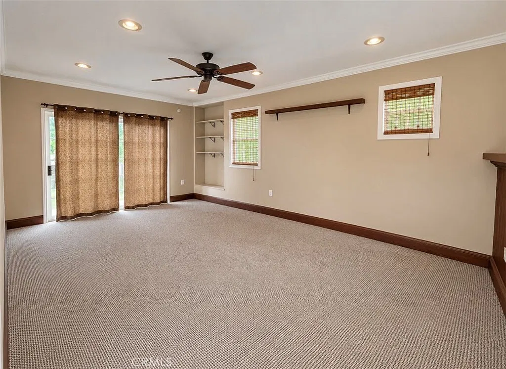 5 bed, 2794 sqft, $3,800 — Photo 4